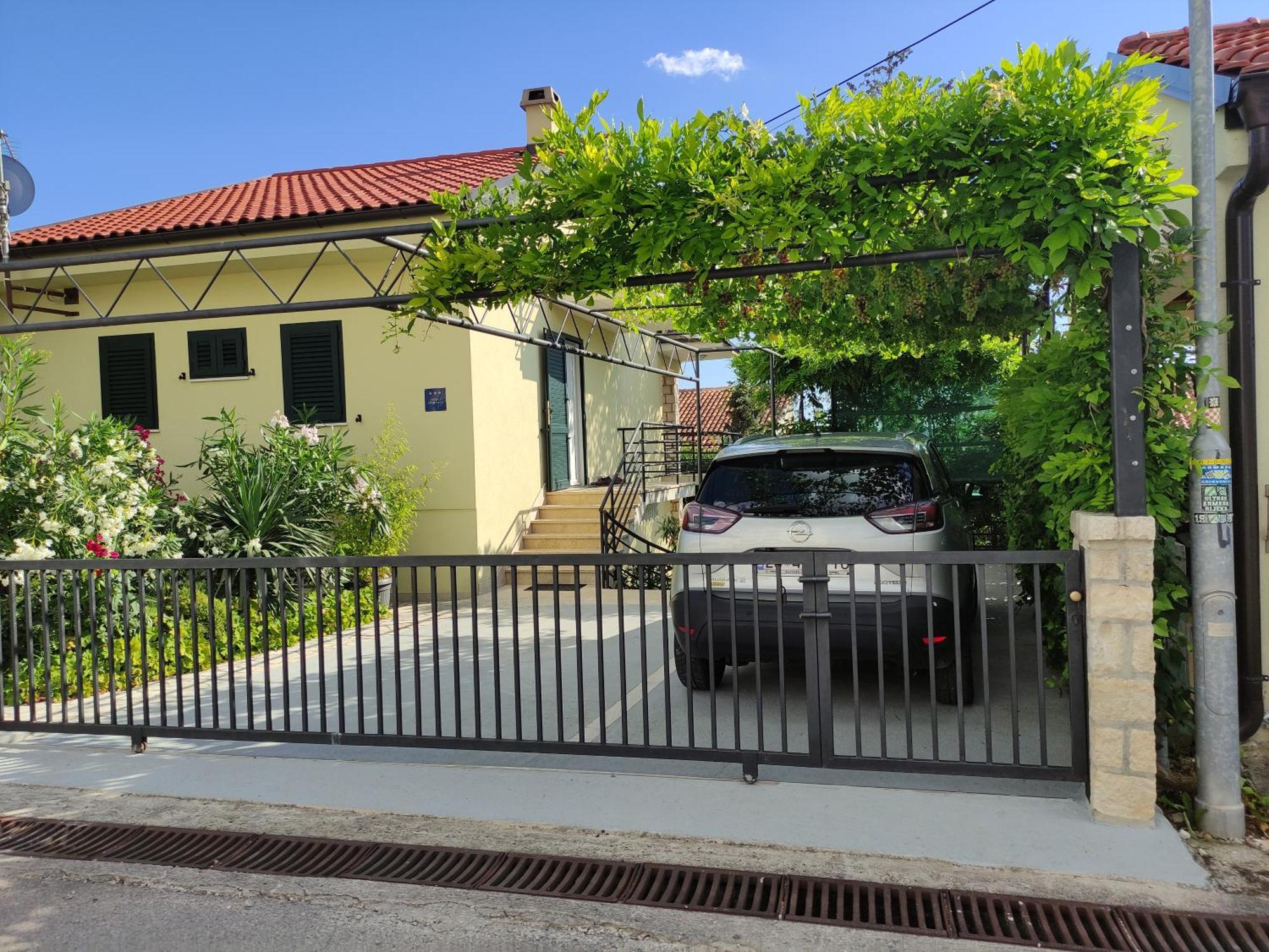 Studio Apartment Dramalj Exterior photo