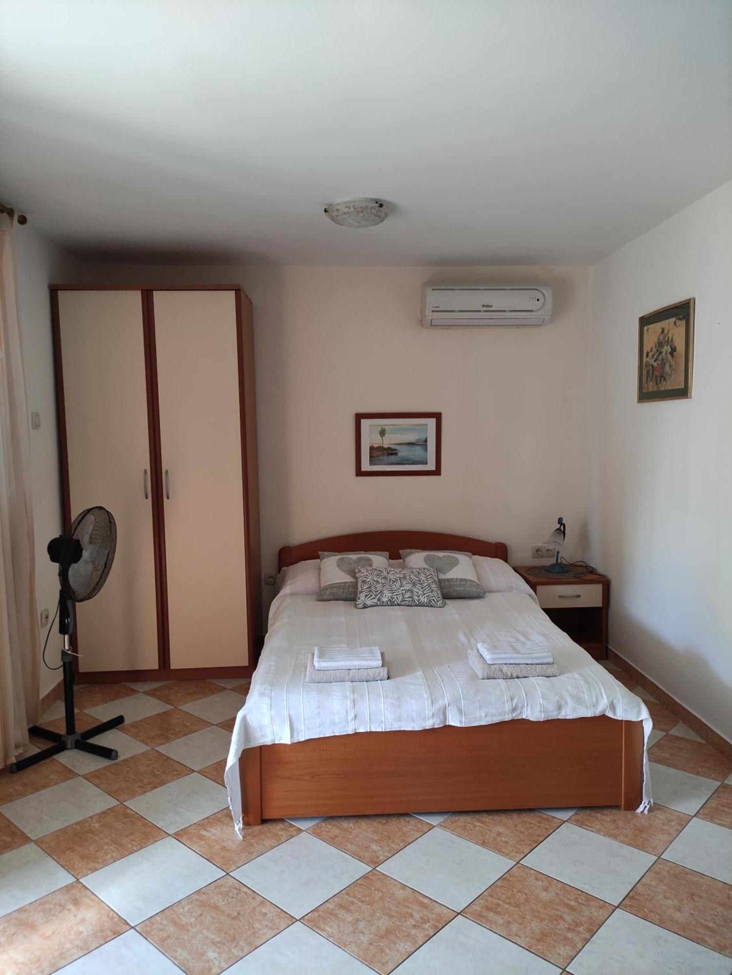 Studio Apartment Dramalj Exterior photo